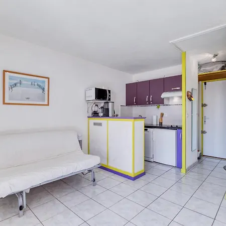Apartment Sur Le Port