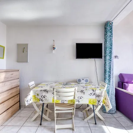 Apartament Sur Le Port